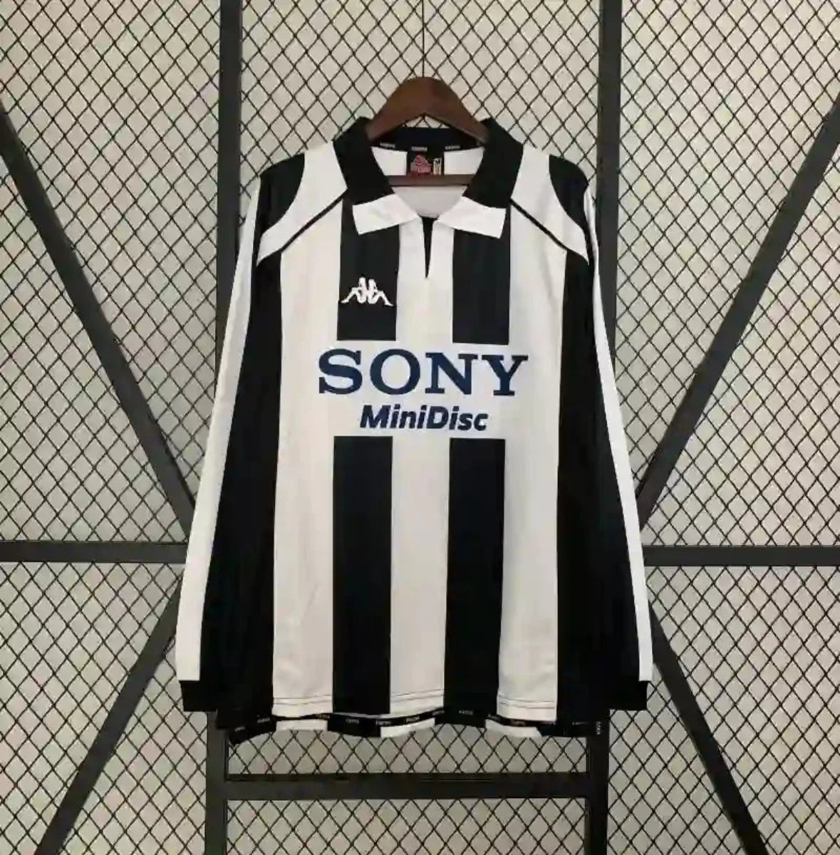 JUVENTUS TURIN CLASSIC LONG SLEEVE SHIRT 1997-98