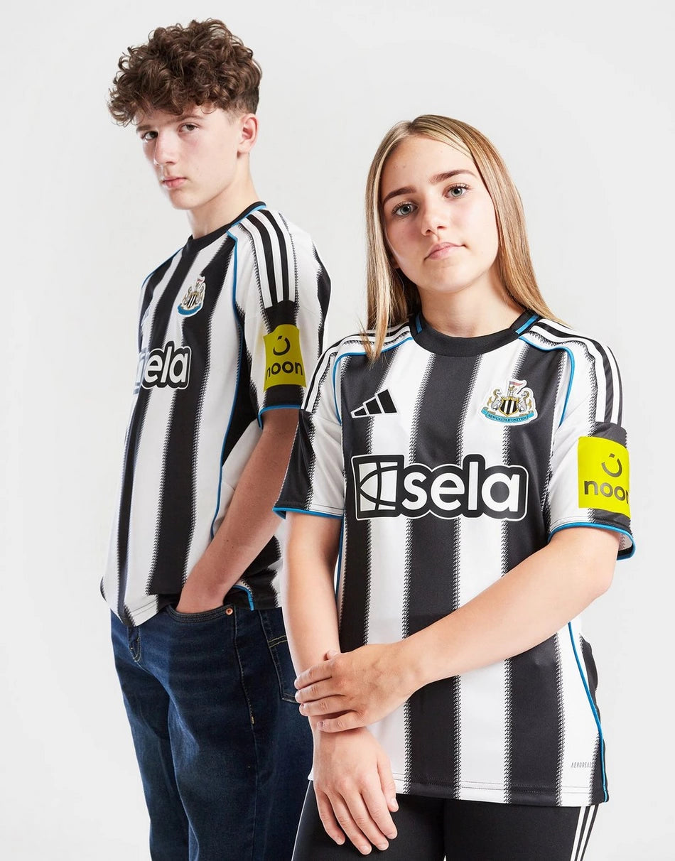 ADIDAS NEWCASTLE UNITED FC 2025/26 HOME SHIRT JUNIOR