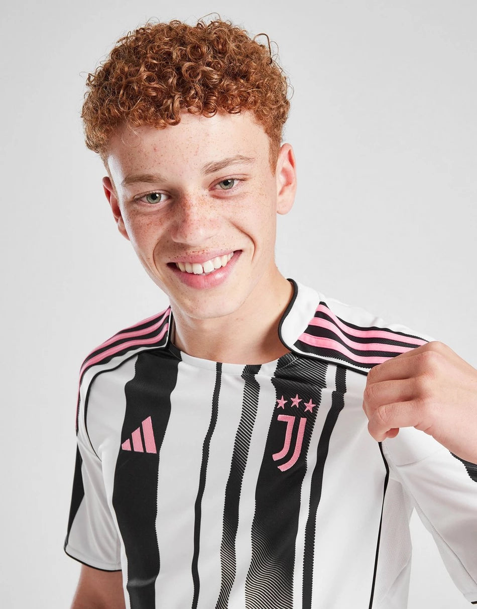 ADIDAS JUVENTUS 2025/26 HOME SHIRT JUNIOR